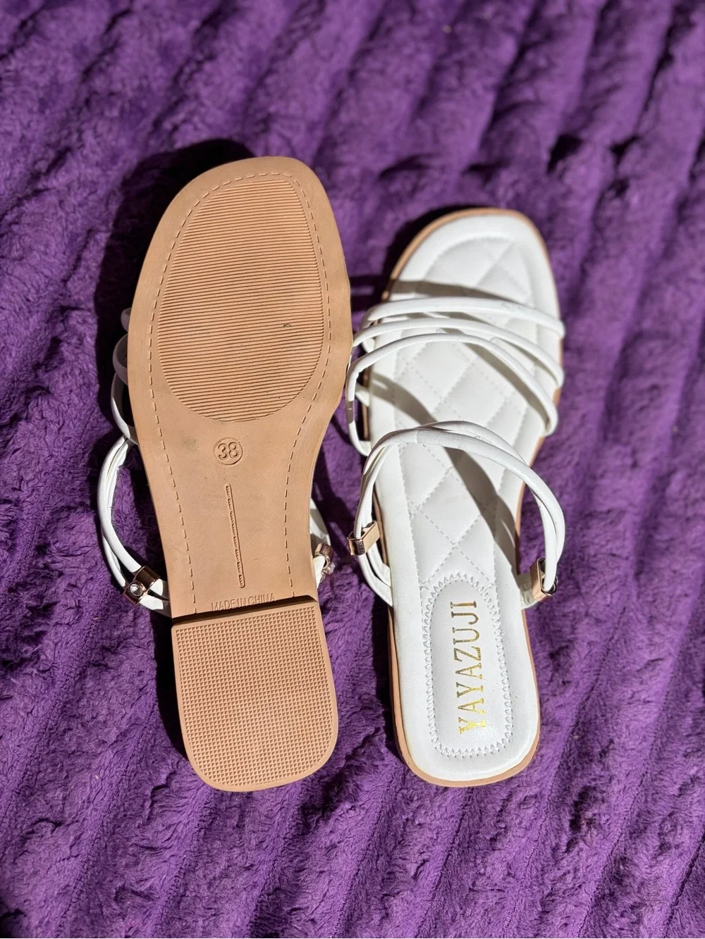 Yayazuyi White Strappy Quilted Slide Sandals